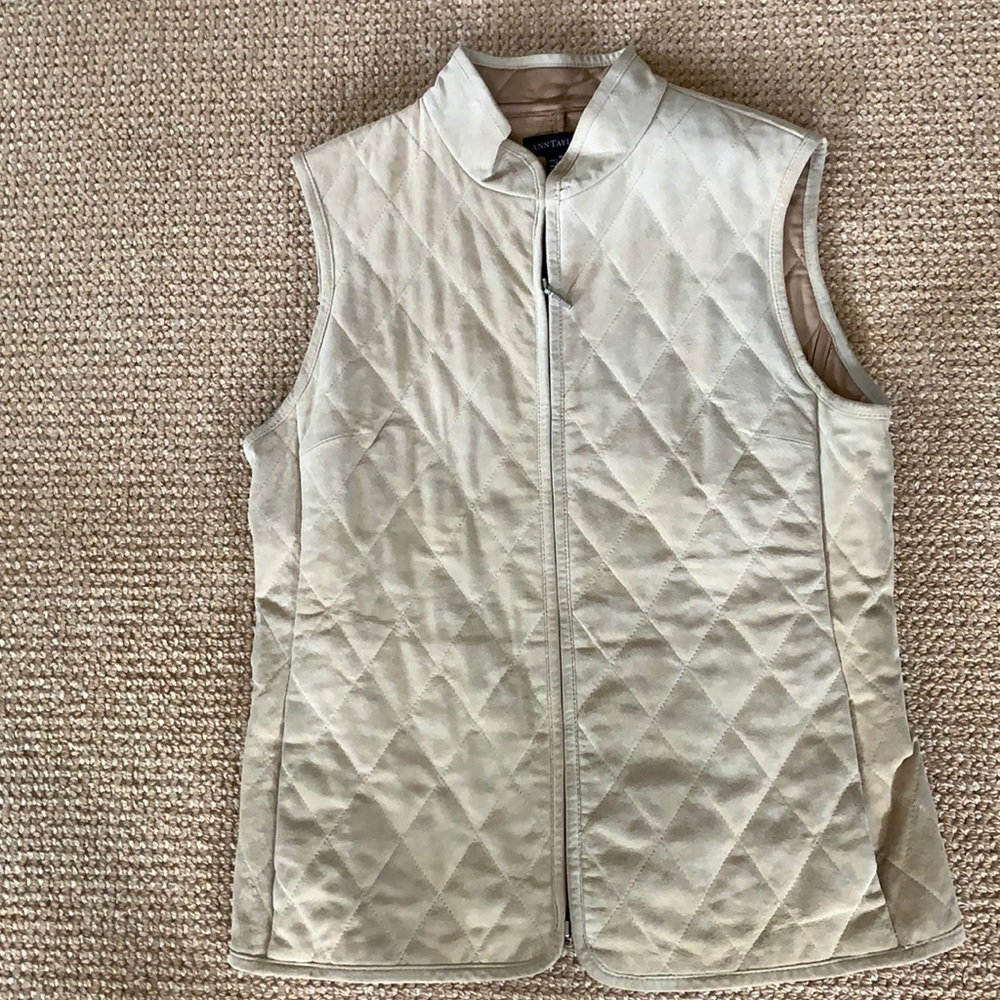 Ann Taylor. Tan suede vest. Size M.